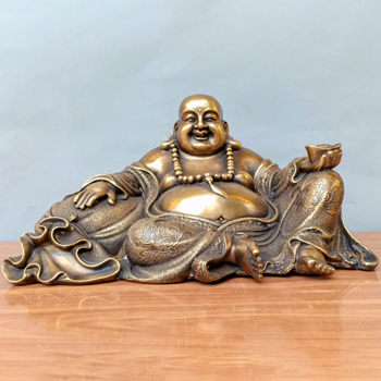 Tượng Phật Di Lặc Nằm Trên Bao Tải Tiền Bằng Đồng Vàng 28cm