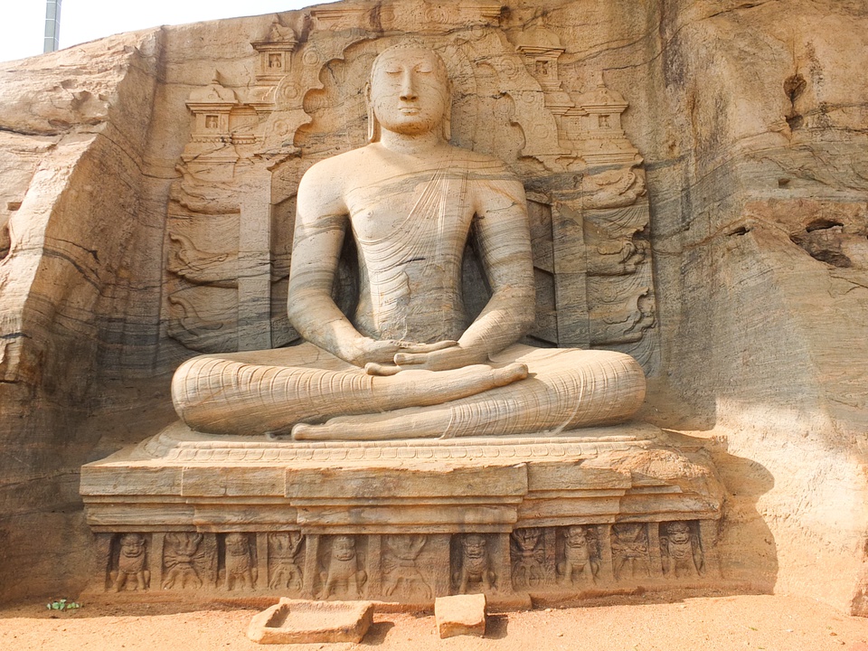 đặc điểm các pho tượng Phật thuộc Phật giáo Bắc tông