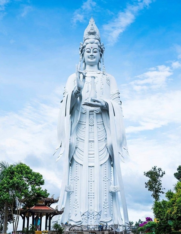 tượng Phật Bà Quan Âm lớn nhất Việt Nam